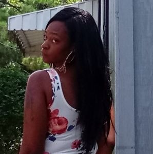 Meet your Posher, Shidavia